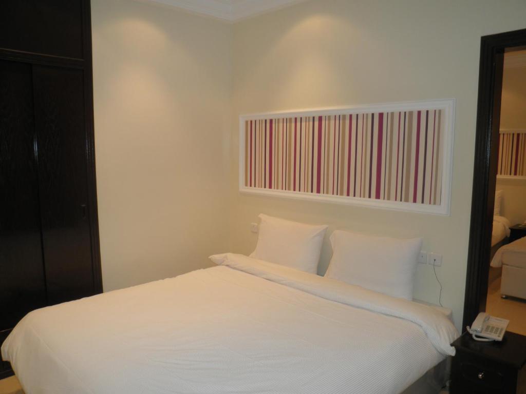 Marina Royal Hotel Suites Koweït Chambre photo