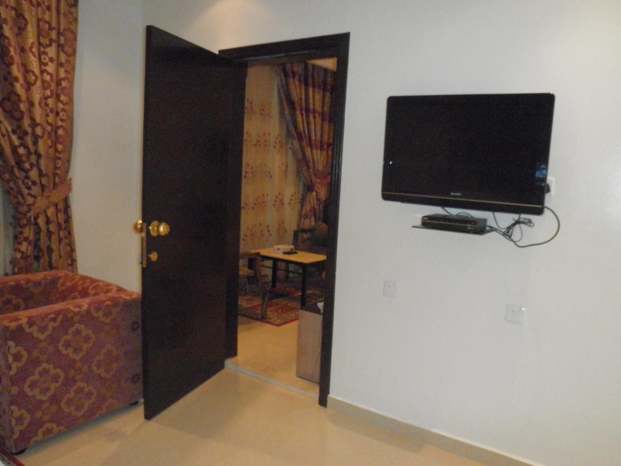 Marina Royal Hotel Suites Koweït Extérieur photo