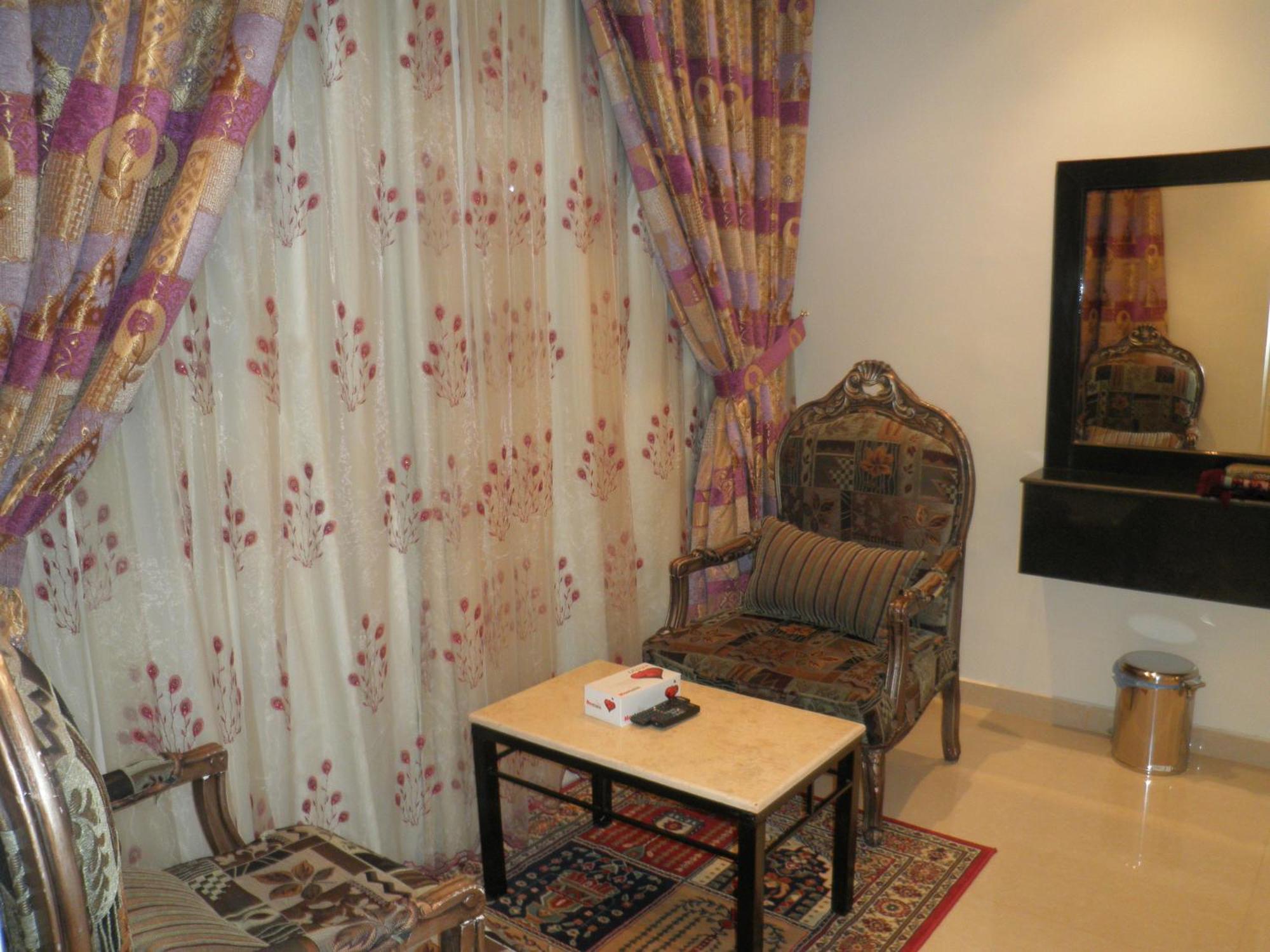 Marina Royal Hotel Suites Koweït Extérieur photo