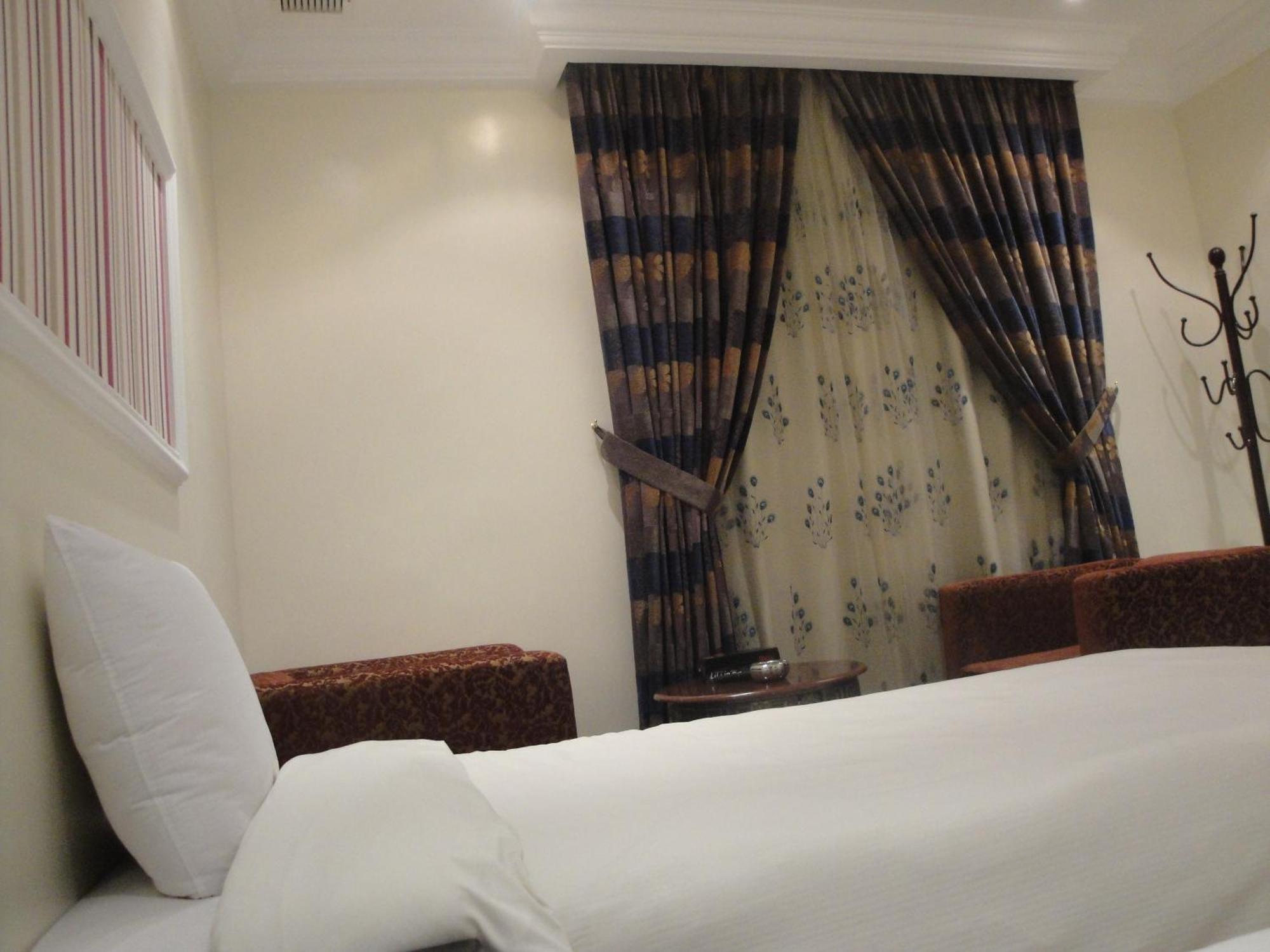 Marina Royal Hotel Suites Koweït Extérieur photo