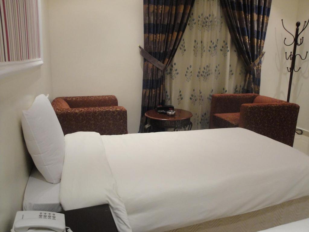 Marina Royal Hotel Suites Koweït Extérieur photo